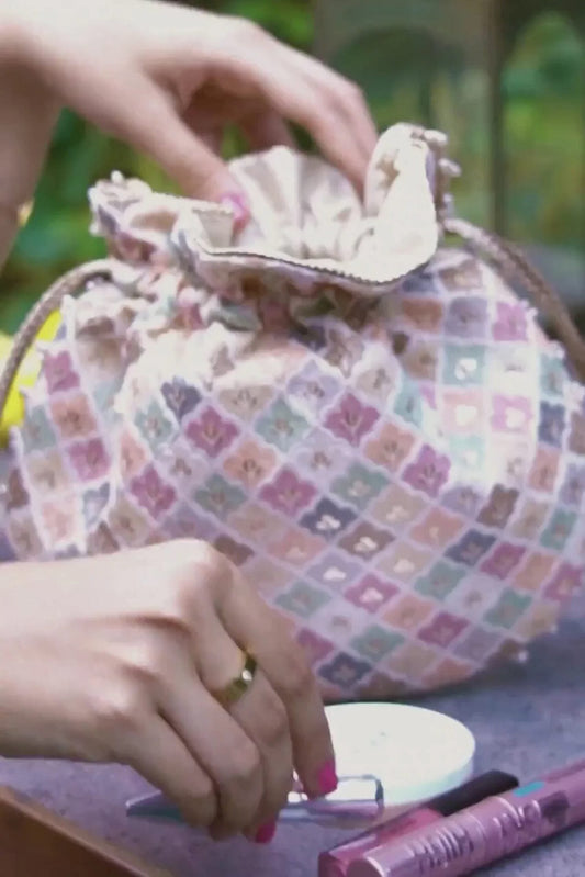 Indian Handbag Potli Bag, Wedding Purse. bridal bag Bridesmaid Gifts